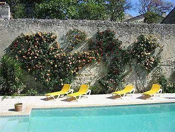 Les Jardins De La Livree Bed & Breakfast Villeneuve-les-Avignon 3*,