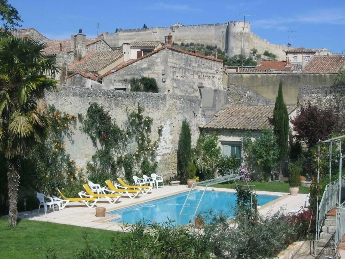 Les Jardins De La Livree Bed & Breakfast Villeneuve-les-Avignon 3*,