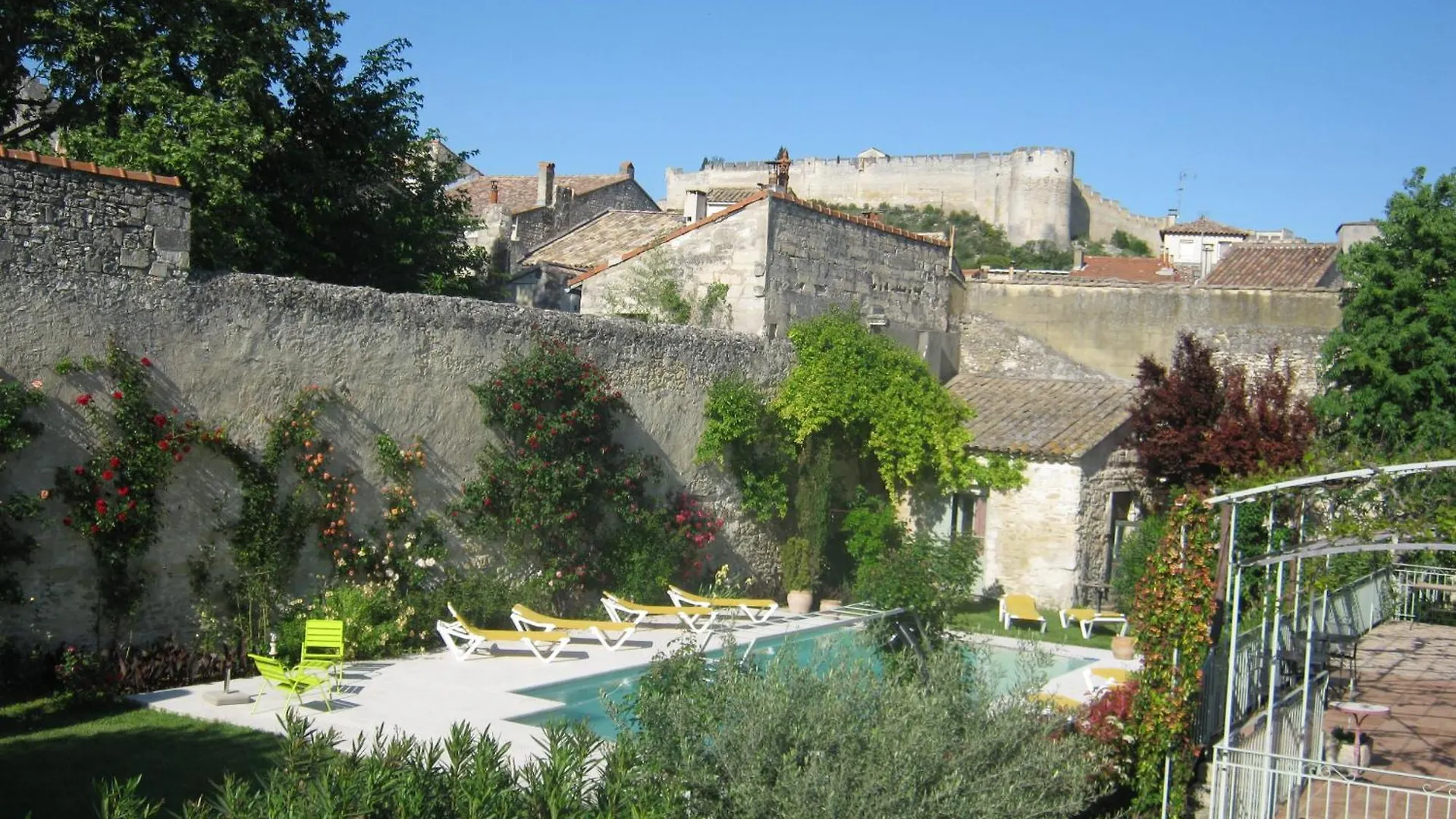 Les Jardins De La Livree Panzió Villeneuve-lès-Avignon